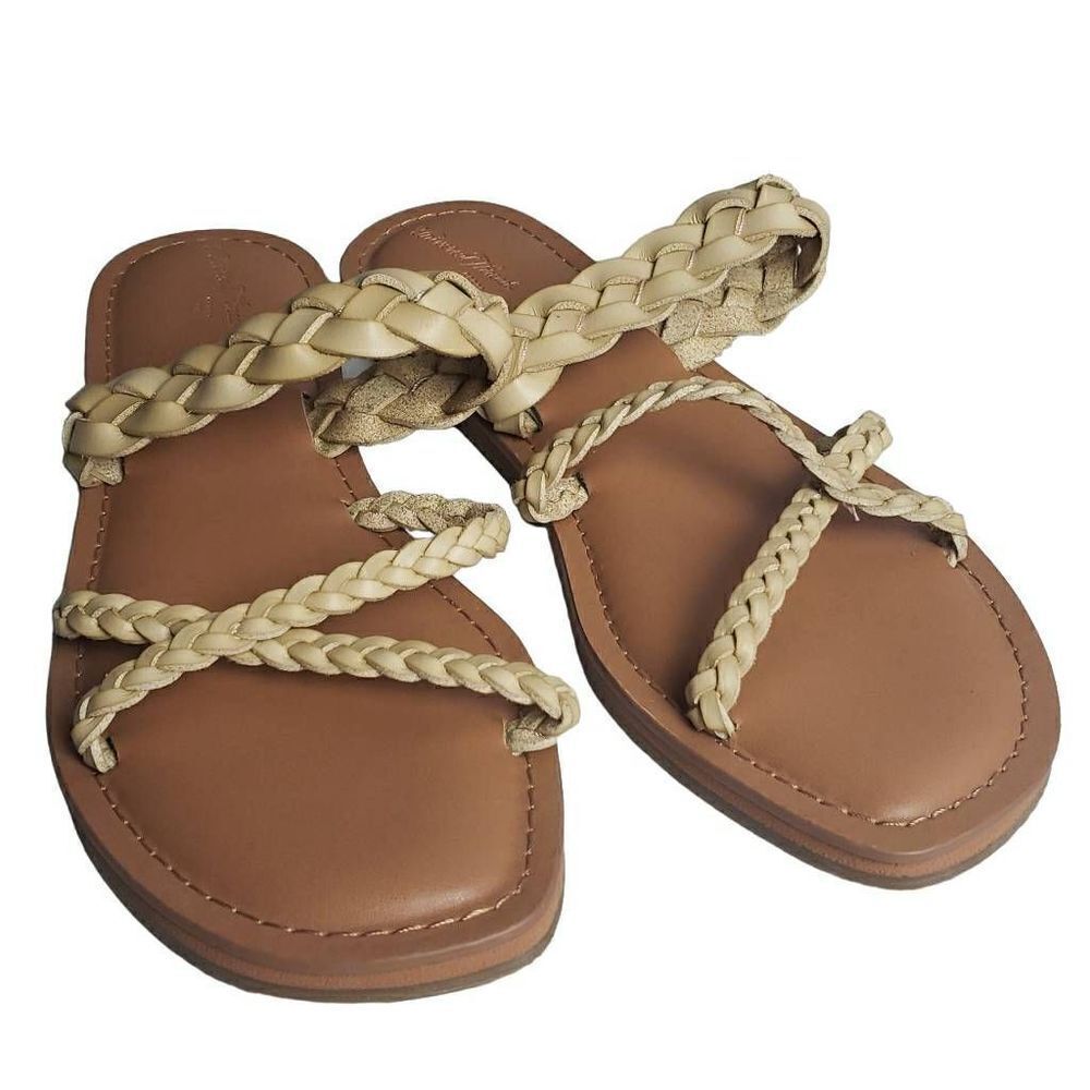 Universal Threads Sandals